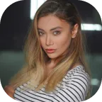 Close Up Of Woman'S Face